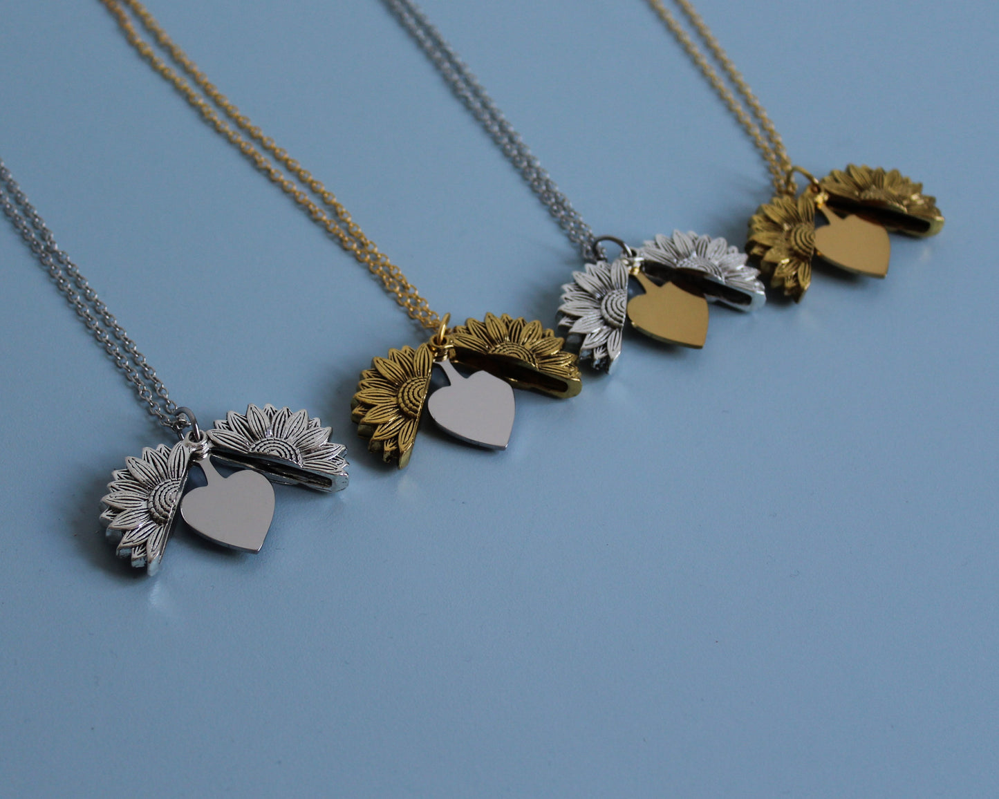 Ketting bloem met verborgen hart