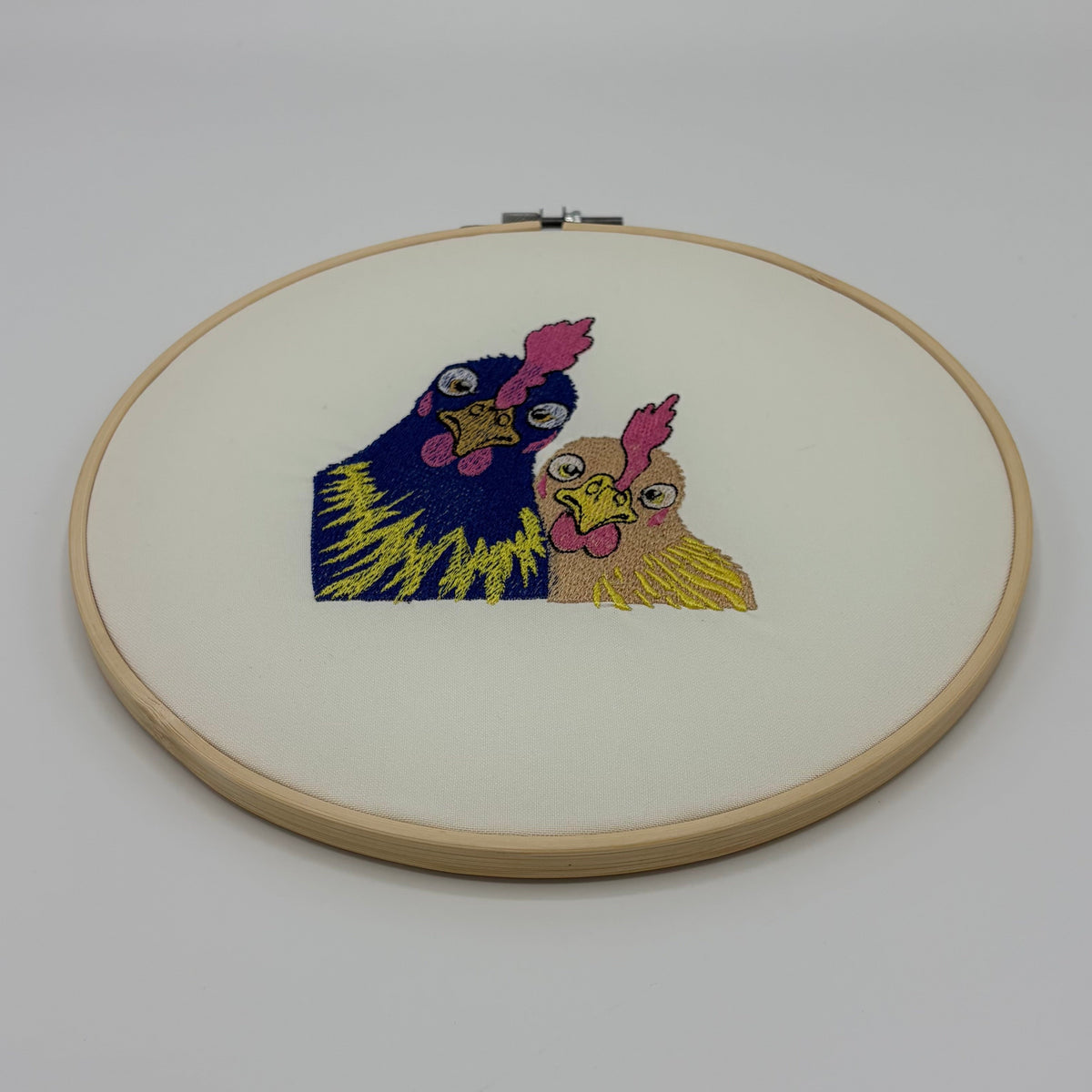 Houten ring met borduursel 24cm