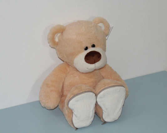 Knuffelbeer met gepersonaliseerde voetjes