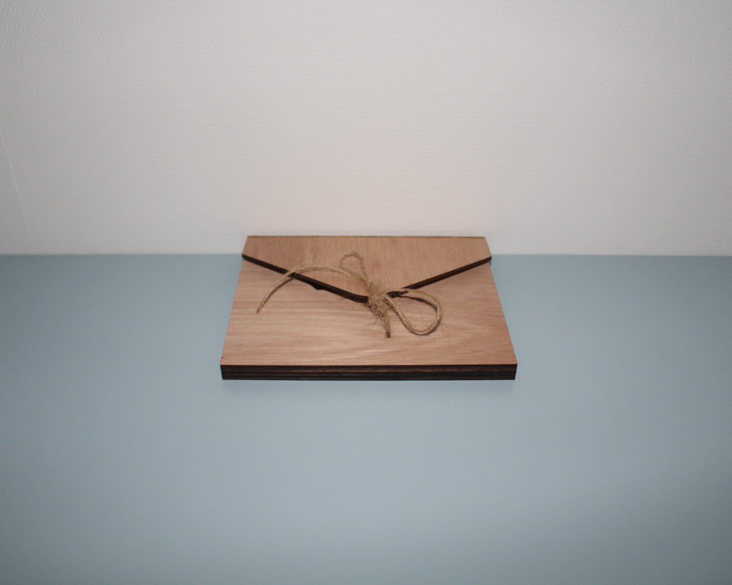Houten envelop