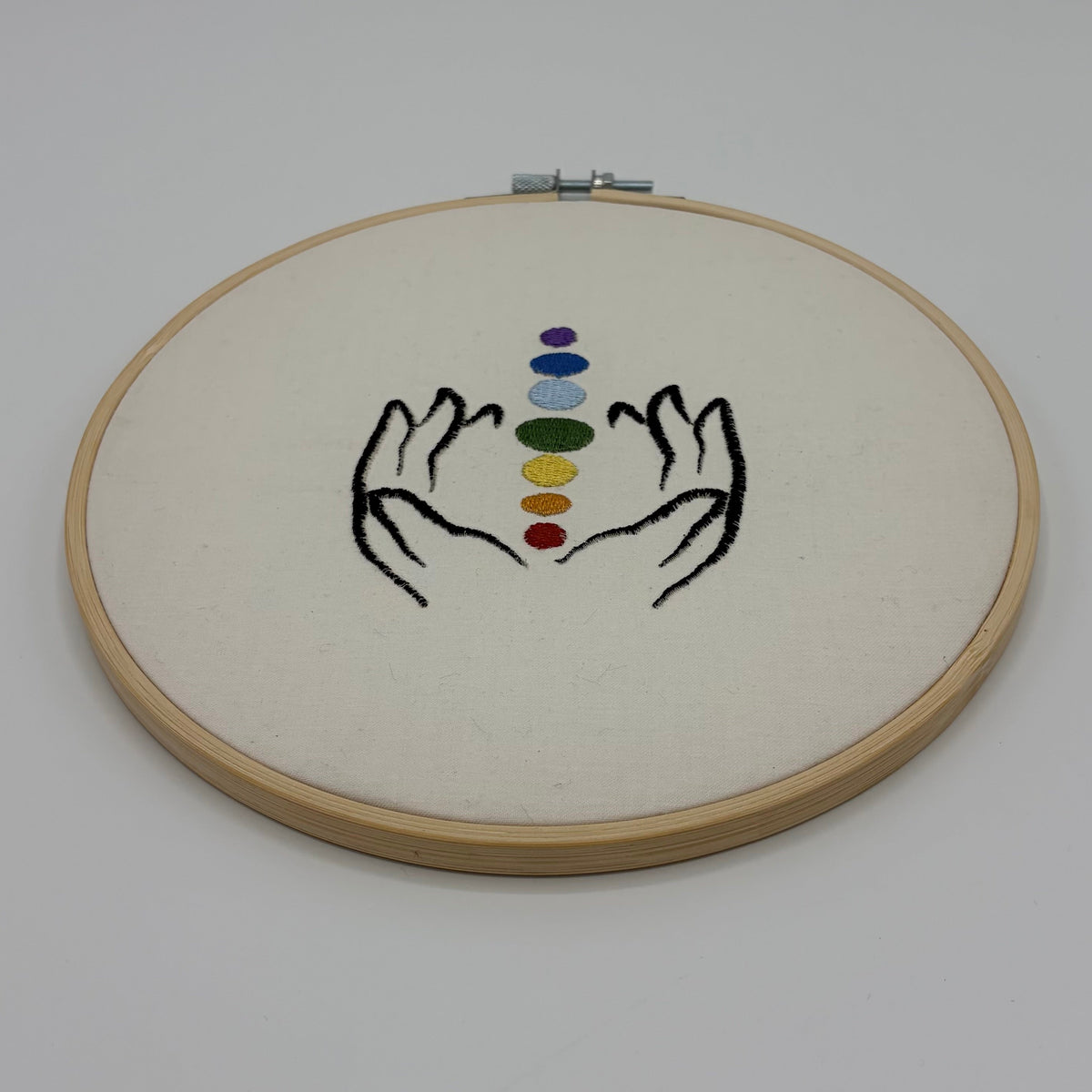 Houten ring met borduursel 21cm