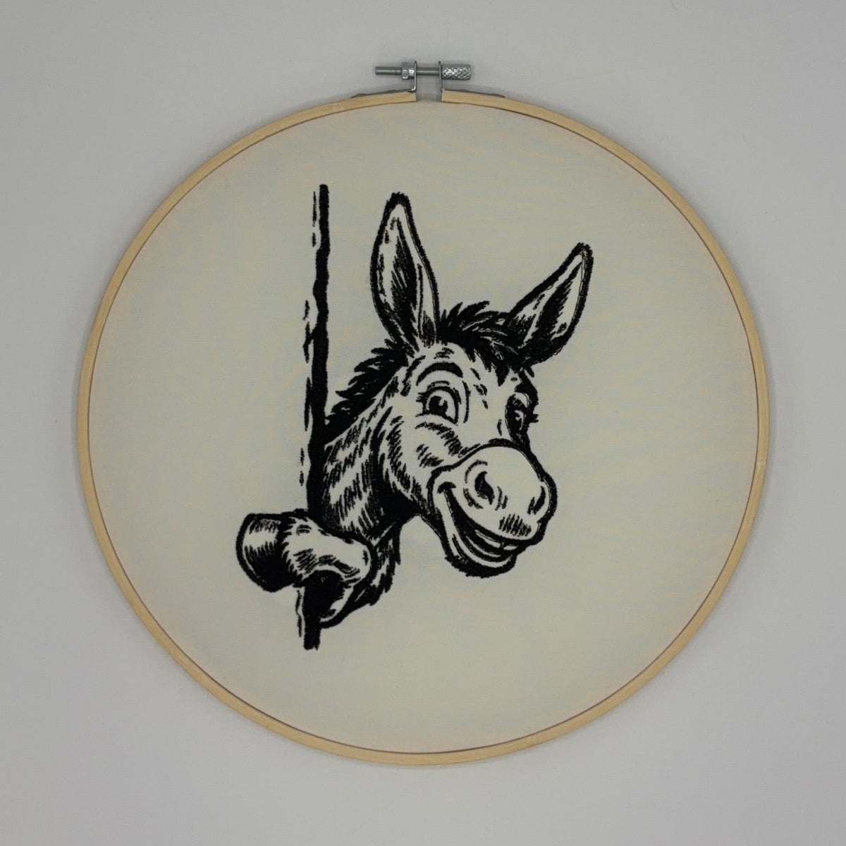 Houten ring met borduursel 27cm